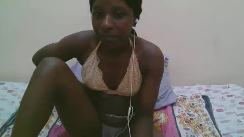 pretty online show from February 7, 2026, 1:31 am