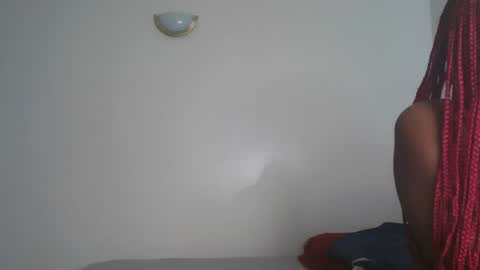 Snapshot of pretty_empress chatting on July 12, 2026, 8:27 am pretty_empress online show from July 12, 2026, 8:27 am