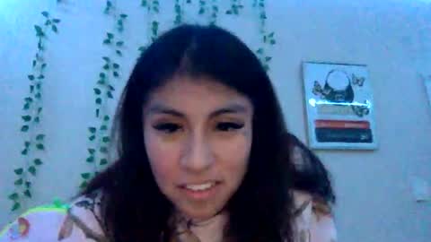 pretty_girl828687 online show from November 5, 2025, 9:20 am