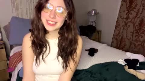 Snapshot of pretty_in_p1nk chatting on January 10, 2025, 10:39 am Sophie online show from January 10, 2025, 10:39 am