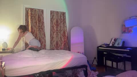 Snapshot of pretty_in_p1nk chatting on January 22, 2025, 2:37 am Sophie online show from January 22, 2025, 2:37 am