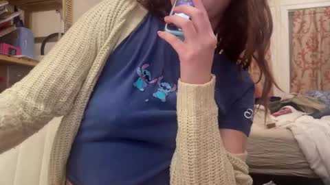 Snapshot of pretty_in_p1nk chatting on February 3, 2025, 10:03 am Sophie online show from February 3, 2025, 10:03 am