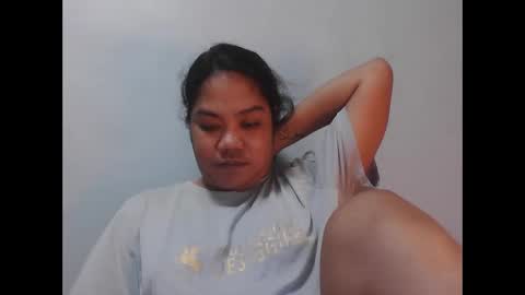 Snapshot of pretty_jewel05 chatting on September 8, 2025, 2:16 pm pretty_jewel05 online show from September 8, 2025, 2:16 pm