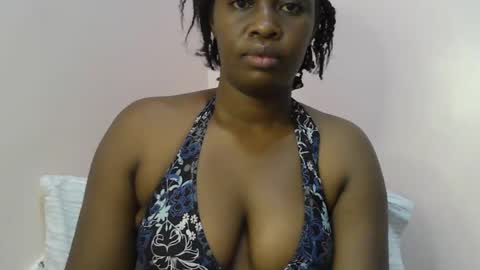 pretty_kylah online show from November 17, 2025, 8:58 pm