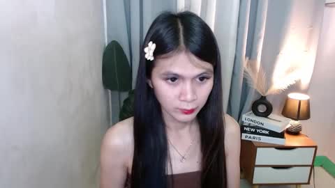 Lys online show from September 18, 2025, 3:19 am