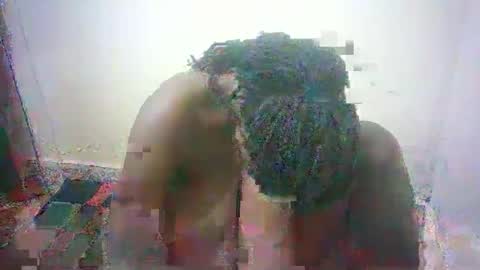 pretty_milan online show from May 22, 2026, 11:05 am