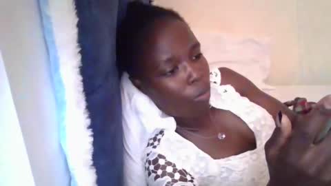 Snapshot of pretty_petite_ebony chatting on May 10, 2026, 2:22 pm pretty_petite_ebony online show from May 10, 2026, 2:22 pm