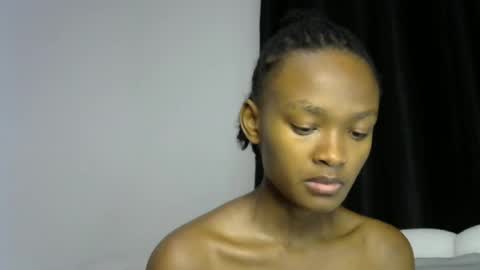 Snapshot of pretty_queennie chatting on June 28, 2026, 9:10 pm Pretty doll online show from June 28, 2026, 9:10 pm