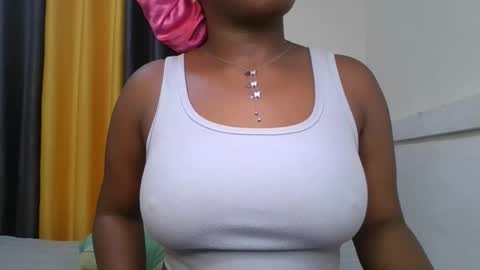 pretty_shila online show from November 21, 2025, 5:55 pm