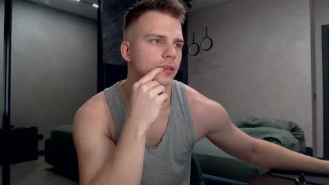 Justin online show from December 3, 2024, 7:43 am