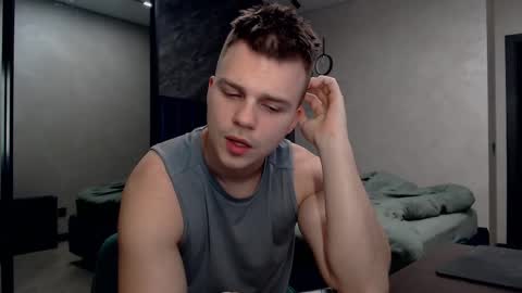 Justin online show from March 3, 2025, 1:31 am