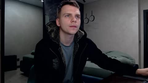 Justin online show from March 10, 2025, 3:56 am