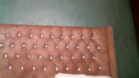 zii online show from March 9, 2026, 8:40 am