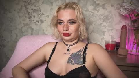 Snapshot of prettyaliceee chatting on October 1, 2025, 6:08 am Alice online show from October 1, 2025, 6:08 am