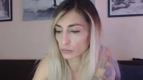 Snapshot of prettyalmaa chatting on March 1, 2025, 12:56 pm Alma online show from March 1, 2025, 12:56 pm