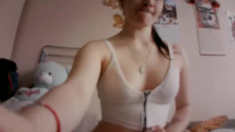 Bella online show from March 16, 2026, 9:02 am