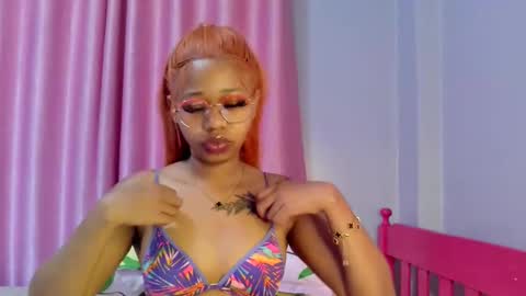 prettybigclit_ebony online show from November 19, 2025, 8:14 am