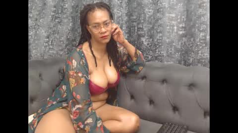 Snapshot of prettyboobsx chatting on April 28, 2026, 11:54 pm prettyboobsx online show from April 28, 2026, 11:54 pm
