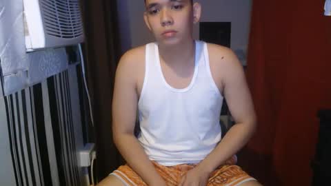 Snapshot of prettyboycum69 chatting on September 25, 2025, 12:36 am RAVEN online show from September 25, 2025, 12:36 am