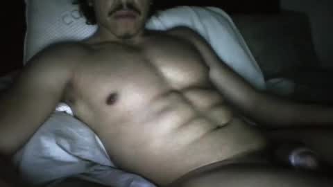 prettyboyg_33 online show from March 27, 2026, 9:21 am