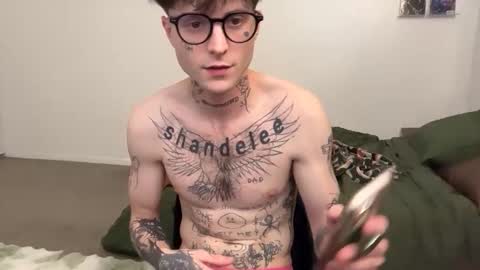 pretty boy online show from February 25, 2026, 4:55 am