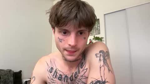 pretty boy online show from June 10, 2026, 5:07 am