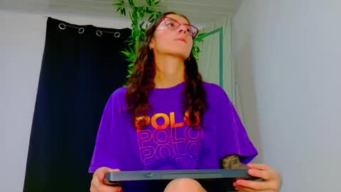 Enzo  Denis online show from November 24, 2025, 4:23 am