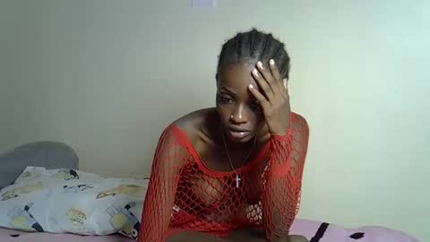 Snapshot of prettybunnny chatting on February 21, 2026, 12:33 am Bunny online show from February 21, 2026, 12:33 am