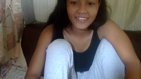 prettychoux online show from April 4, 2026, 8:17 pm