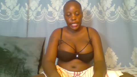 SHANIA online show from April 23, 2026, 7:38 pm