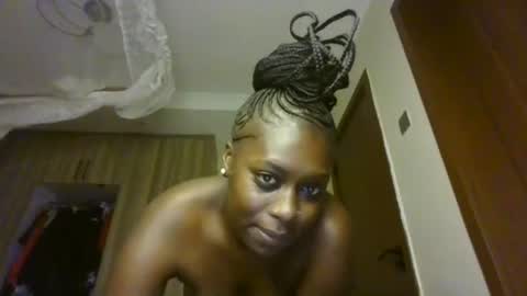 Snapshot of prettydulce chatting on July 12, 2026, 3:03 pm prettydulce online show from July 12, 2026, 3:03 pm
