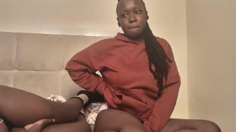 Snapshot of prettyeve25 chatting on October 11, 2025, 4:44 am eve online show from October 11, 2025, 4:44 am