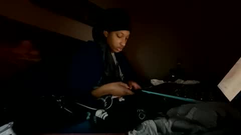 prettyfacefemale online show from February 23, 2026, 5:49 am