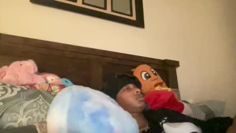 prettyfacefemale online show from April 13, 2026, 8:20 am