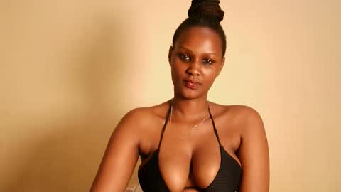 prettykeilaa online show from March 15, 2026, 10:10 am