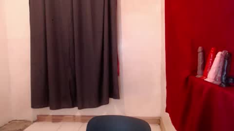 prettylovebarbieintownxx online show from September 19, 2025, 6:19 pm