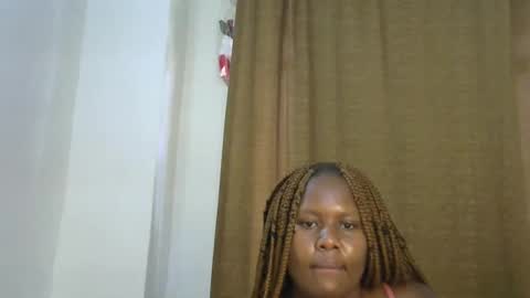 prettymel_ online show from March 6, 2025, 10:52 am