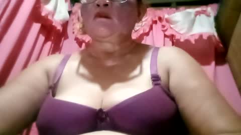 Snapshot of prettyrose01 chatting on July 4, 2026, 1:50 pm prettyrose01 online show from July 4, 2026, 1:50 pm