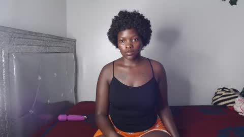 prettysmiles1 online show from September 19, 2025, 9:11 am