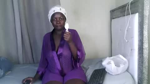 Snapshot of prettysmiles1 chatting on September 28, 2025, 4:56 pm prettysmiles1 online show from September 28, 2025, 4:56 pm