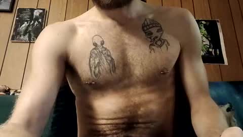 prettysolid7 online show from October 8, 2025, 6:44 am