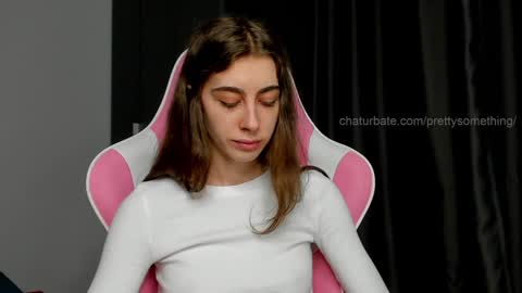 Snapshot of prettysomething chatting on January 14, 2025, 8:26 pm Sophie next stream will be at Monday i will wait you guys online show from January 14, 2025, 8:26 pm