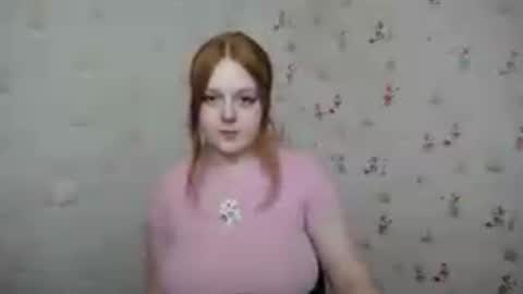 Snapshot of prettyvalerii_ chatting on August 6, 2026, 2:30 pm Valeri online show from August 6, 2026, 2:30 pm