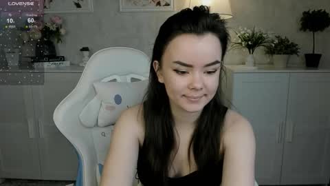 Kitty online show from October 13, 2025, 1:27 am