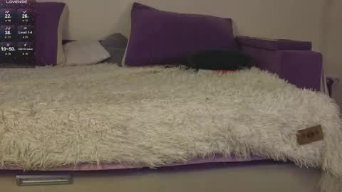 Kitty online show from March 15, 2026, 2:17 am