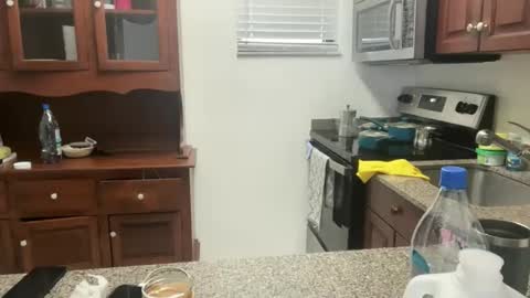 prettyyykittyyy22 online show from October 27, 2025, 2:21 pm