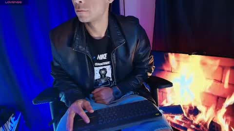 pridelgtbi online show from April 12, 2026, 9:47 am