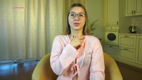 Snapshot of primrosegartrell chatting on October 24, 2025, 3:14 am Liza online show from October 24, 2025, 3:14 am