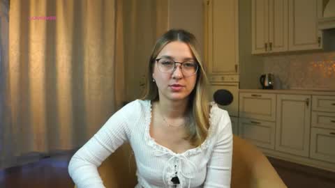 Snapshot of primrosegartrell chatting on October 25, 2025, 3:14 am Liza online show from October 25, 2025, 3:14 am