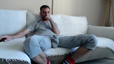 prince_89 online show from December 3, 2024, 8:49 am